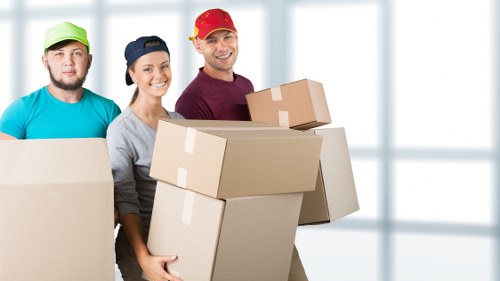 Trusted payment methods for Man With Van Newbarnet