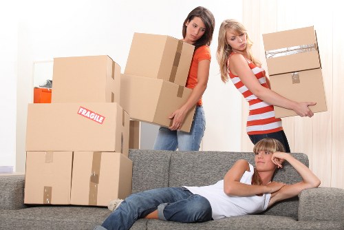 Storage and flexible moving support for customers in New Barnet